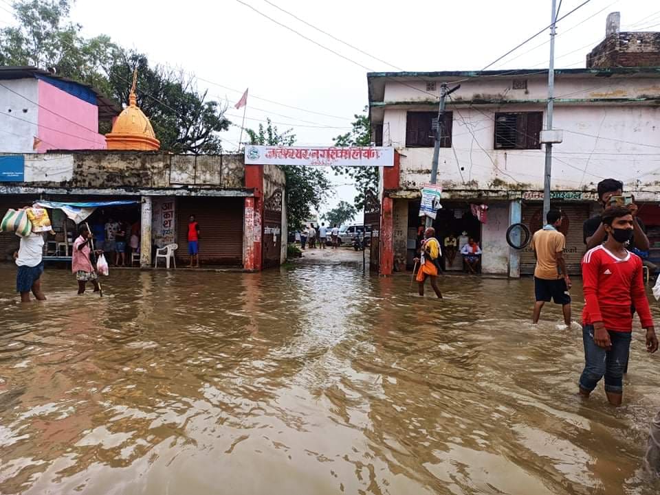 लगातारको वर्षाले जनजीवन अस्तव्यस्त