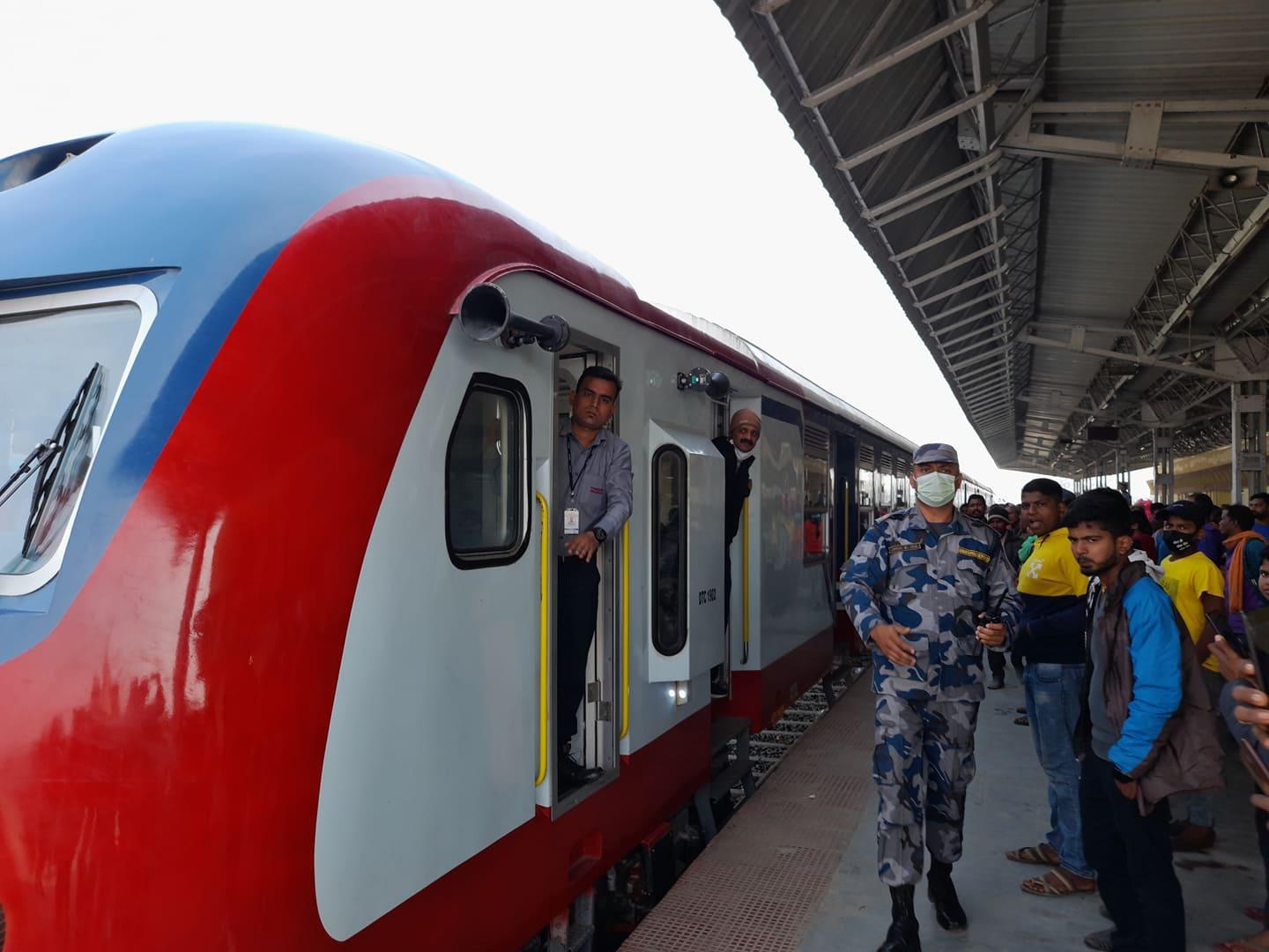 रेलको भाडा ७० देखि ३ सय रुपैयाँसम्म, दुर्घटनामा मृत्यु भएमा परिवारलाई सात लाखसम्म क्षतिपूर्ति