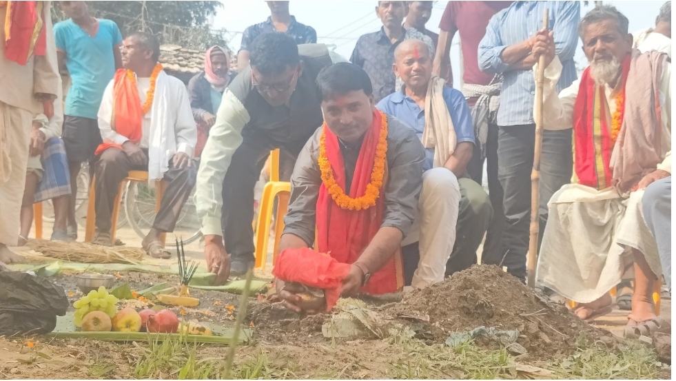 इनर्वादेखि सघारा हुदै यदुकूहासम्म कालोपत्रे सडकको कार्य सुरु