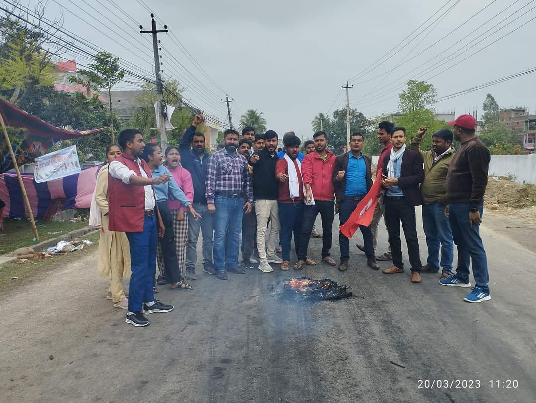 निर्वाचन खारेज गरी पुनः अर्काे मितिमा गराउन सप्तरीका चार विद्यार्थी संगठनको माग