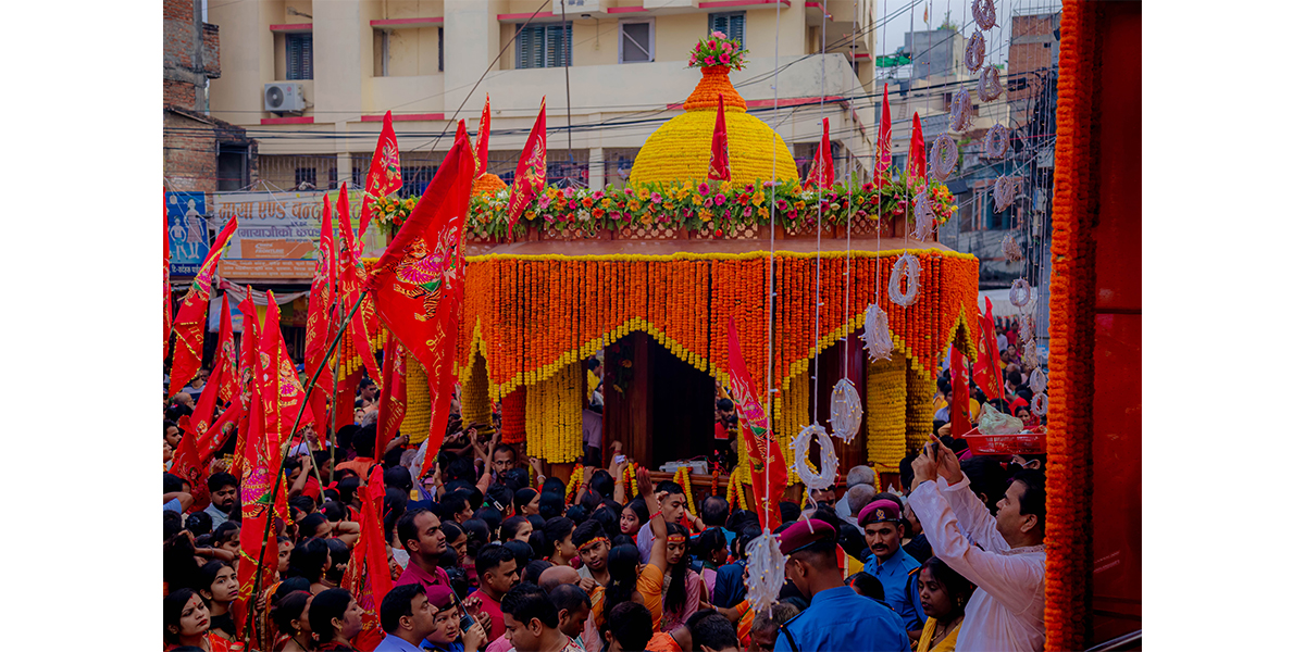 चाँदीको मण्डपसहित गहवामाईको रथयात्रा हुँदै